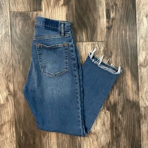 Abercrombie Ankle Straight Ultra High Rise